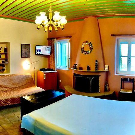 Gerofotis Traditional Guesthouse Est 1892 - Close To Aigio, Akoli, Selianitika Lakka  Exterior photo