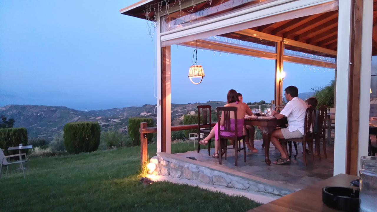 Gerofotis Traditional Guesthouse Est 1892 - Close To Aigio, Akoli, Selianitika Lakka  Exterior photo
